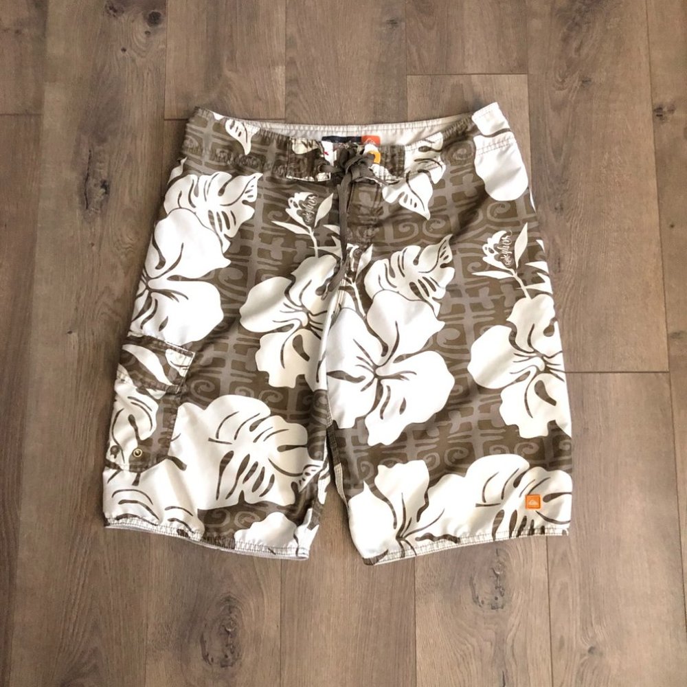 QuickSilver Men's Swim Trunks Size: 30